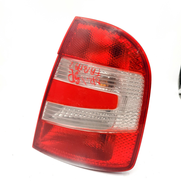 Lampa Stop Spate / Tripla Skoda Fabia 1 1999-2007 Dreapta 6Y6945096, 6Y6 945 096, 6Y694512C, 6Y6 945 12C, 2566325, 5Sqx13404Aa, Zsb6Y6945096D, Zsb6Y6945096