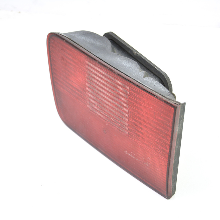 Lampa Stop Spate / Tripla Stanga Bmw 5 (E39) 1995-2004 Haion 8371325