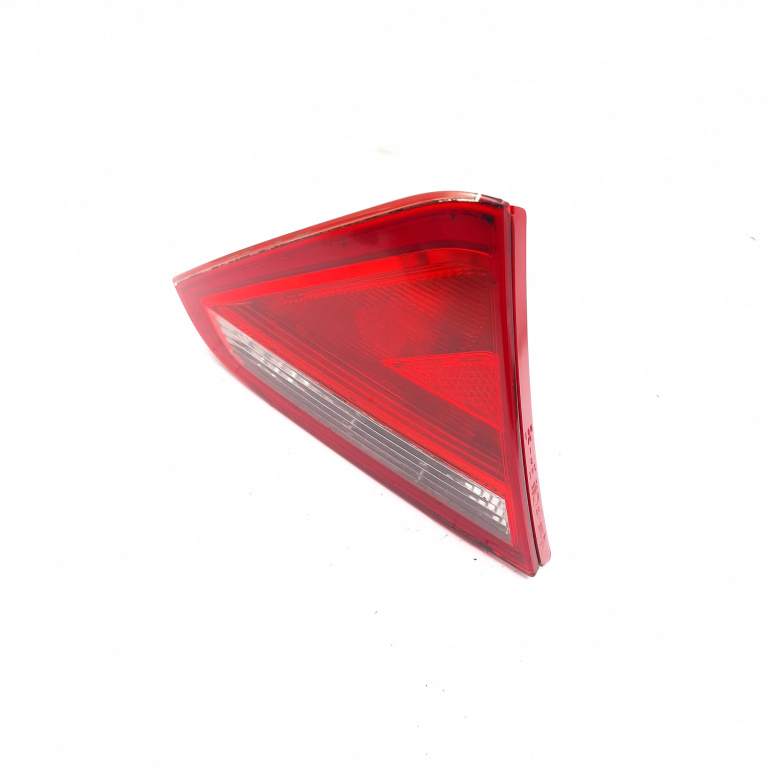 Lampa Stop Spate / Tripla Stanga,capota Portbagaj Audi A5 (8T3, 8F7, 8TA) 2007 - 2016 8T0945093, 8T0 945 093, AU484