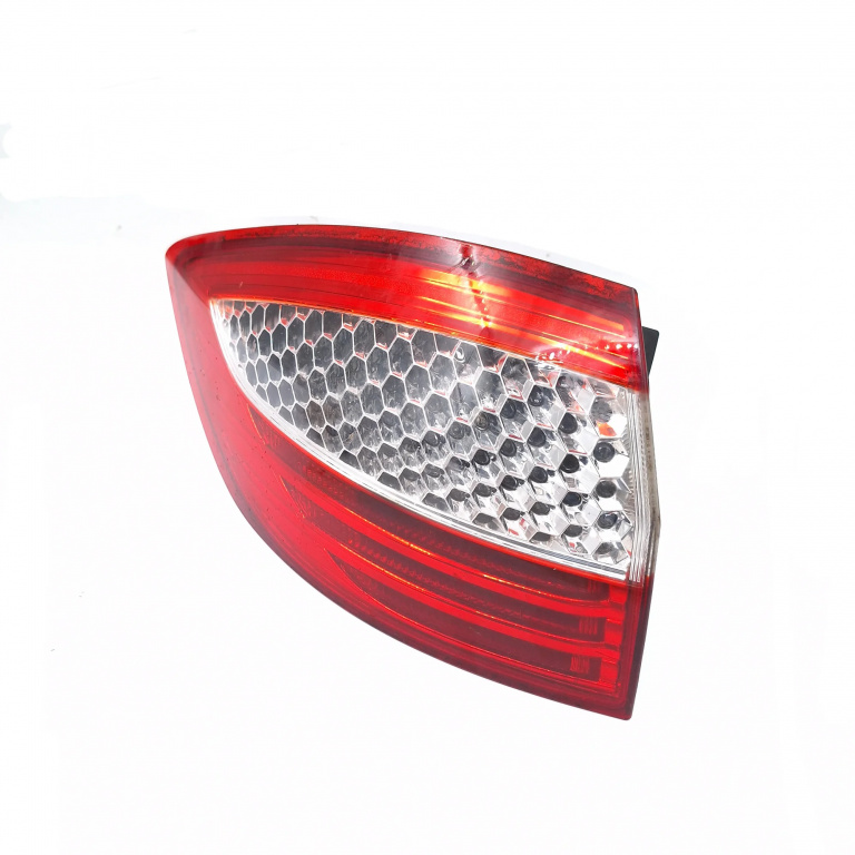 Lampa Stop Spate / Tripla Stanga Ford Mondeo Mk4 2007-2014 1.8 Tdci Qyba Motorina 7S7113405B, 77R002A01, E411380, 0374D, 1S7113N004A