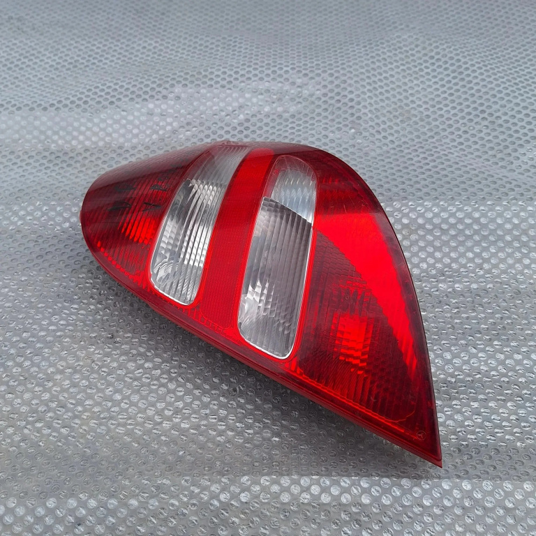 Lampa Stop Spate / Tripla Stanga Mercede