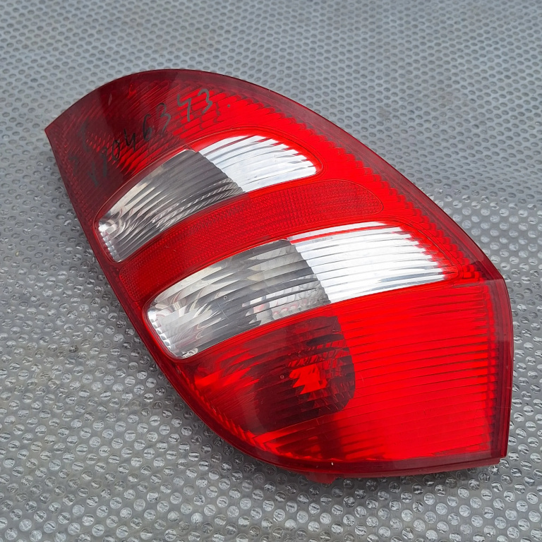 Lampa Stop Spate / Tripla Stanga Mercedes-Benz A-Class (W169) 2004-2012 A 150 (169.031, 169.331) M 266.920 Benzina Ulo3330, E11610, S102Ar00