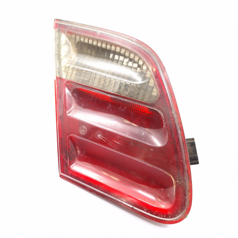 Lampa Stop Spate / Tripla Stanga Mercedes-Benz E-Class (W210) 1995-2003 Capota Portbagaj A2108203764, A21 0 82037 64, 2108203764, 3185015261