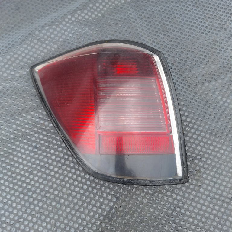 Lampa Stop Spate / Tripla Stanga Opel Astra H 2004-2012 1.7 Cdti Z 17 Dth Motorina 417001, 24451838, 314121203