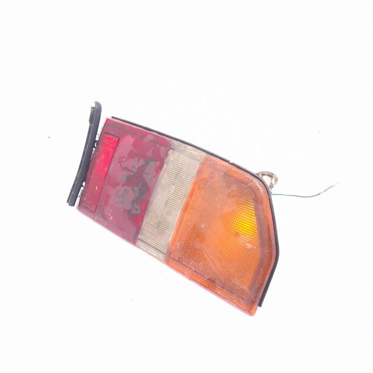 Lampa Stop Spate / Tripla Suzuki Vitara (Et, Ta) 1988-1998 Caroserie Stanga 22032224, 220-32224 Koito