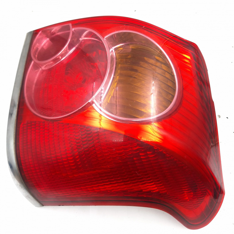Lampa Stop Spate / Tripla Toyota Avensis (T25) 2003-2008 Caroserie Dreapta Valeo