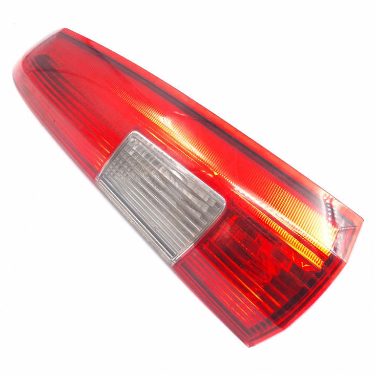 Lampa Stop Spate / Tripla Volvo Xc70 2 2007 > Bara Spate Dreapta 9154494Ece, 9154494Usa, 9154494Gb4 Volvo, Hella