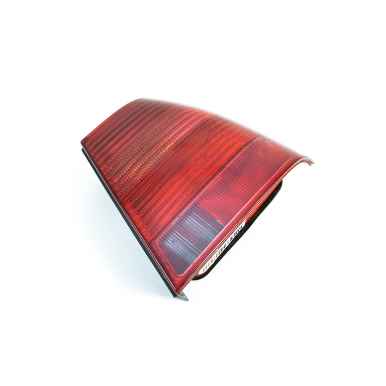 Lampa Stop Spate / Tripla Vw Bora (1J) 1998-2005 1.9 Tdi Alh Motorina Dreapta 1J5945096Ad, 1J5945112Ac, 1J5945257