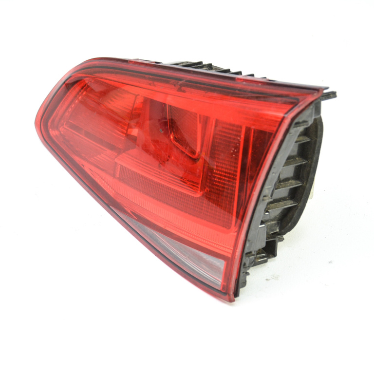 Lampa Stop Spate / Tripla Vw Golf 7, Golf 7 Variant/Combi (5G) 2012-2020 Haion Dreapta 5G0945094Ac, 5G0 945 094 Ac, 5G0 945 094, 5G0945094, 90052127A Valeo