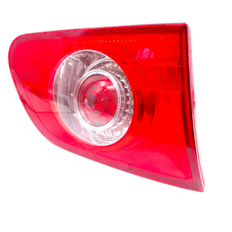 Lampa Stop Spate / Tripla Vw Passat B6 2005-2010 2.0 Fsi Bvy Benzina Caroserie Stanga 3C9945093, 1K6945259