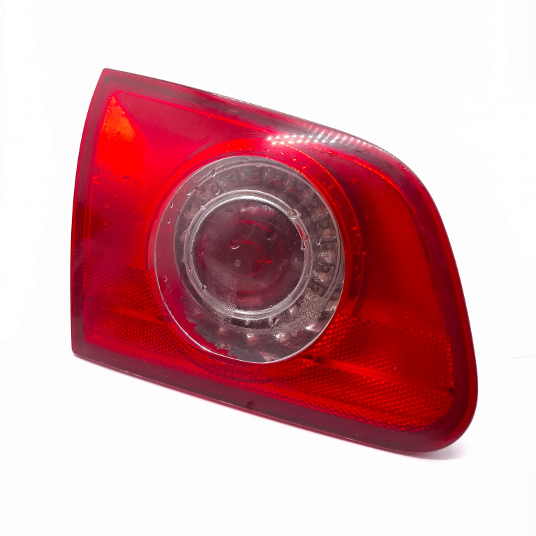 Lampa Stop Spate / Tripla Vw Passat B6 2005-2010 Caroserie Dreapta 3C9945093, 27440102