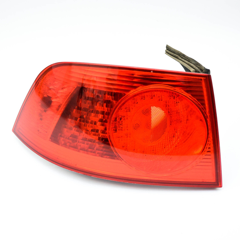 Lampa Stop Spate / Tripla Vw Phaeton (3D) 2002-2016 3.0 V6 Tdi 4Motion Bmk Motorina 3D0945095D