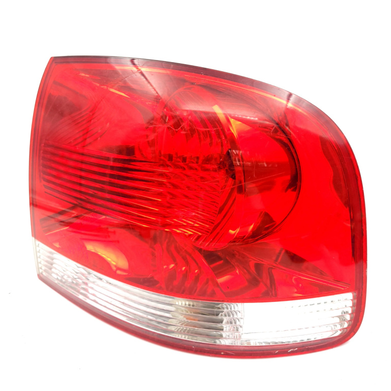 Lampa Stop Spate / Tripla Vw Touareg (7L) 2002-2010 Dreapta 7L6945096K, 7L6945096, 7L6 945 096 K, 7L6 945 096