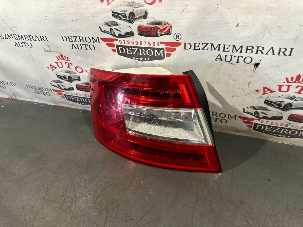 Lampa stop stanga 5E5945111A Skoda Octavia III Hatchback (5E3) 1.8 TSI 4x4 180 cai CJSB