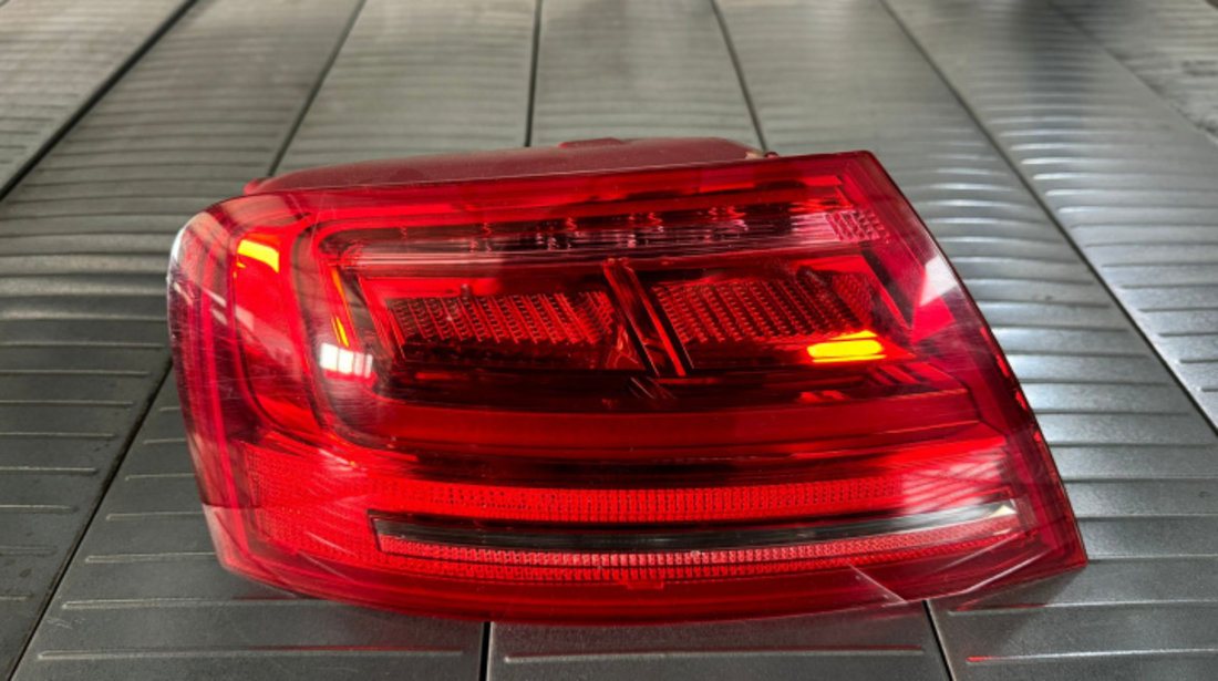 Lampa stop stanga Audi 4H0945095 4H0945095 Audi A8 D4/4H [2010 - 2014] Sedan 4.2 TDI quattro tiptronic (350 hp)