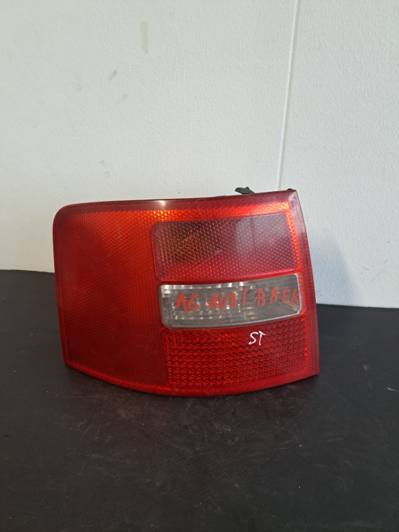 Lampa stop stanga Audi A6 Break