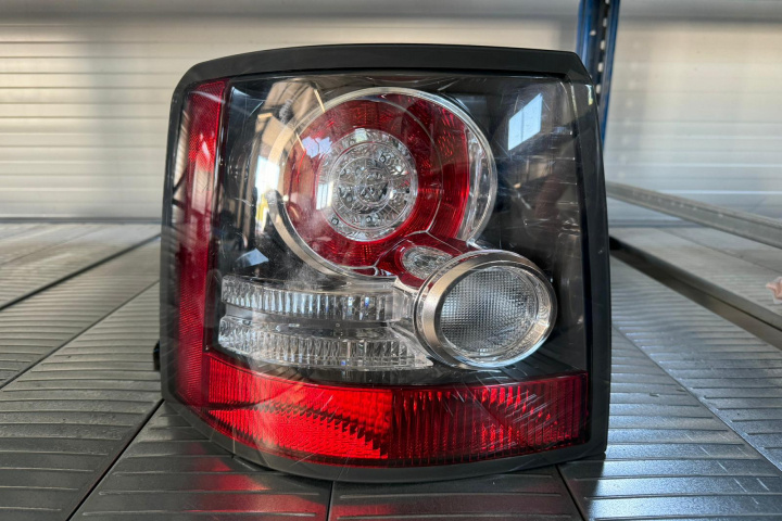 Lampa stop stanga Land Rover Range Rover Sport [facelift] [2009 - 2013]