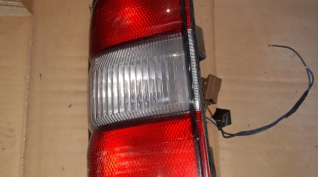 Lampa stop stanga Nissan Patrol 3.0 D 2002
