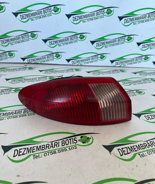 Lampa stop stanga pe aripa Alfa Romeo 147 [2000 - 2004] Hatchback 3-usi 1.9 JTD MT (115 hp)