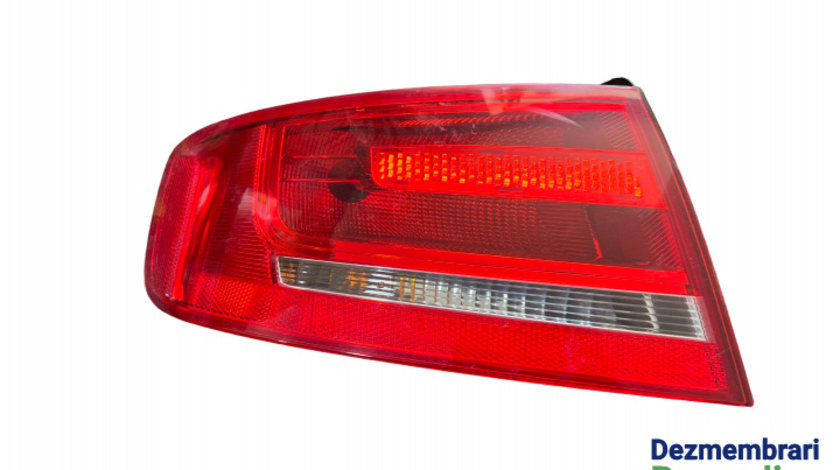 Lampa stop stanga pe aripa Audi A4 B8/8K [2007 - 2011] Sedan 4-usi 2.0 TDI multitronic (143 hp) Cod motor: CAGA