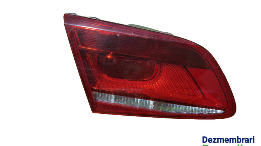 Lampa stop stanga pe capota portbagaj 3AE945093K Volkswagen VW Passat B7 [2010 - 2015] Sedan 2.0 TDI MT (140 hp)