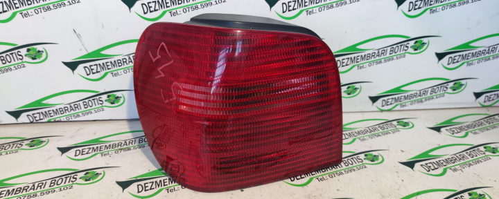 Lampa stop stanga pe haion Volkswagen VW Polo 3 6N [facelift] [2000 - 2002] Hatchback 3-usi 1.0 MT (50 hp)