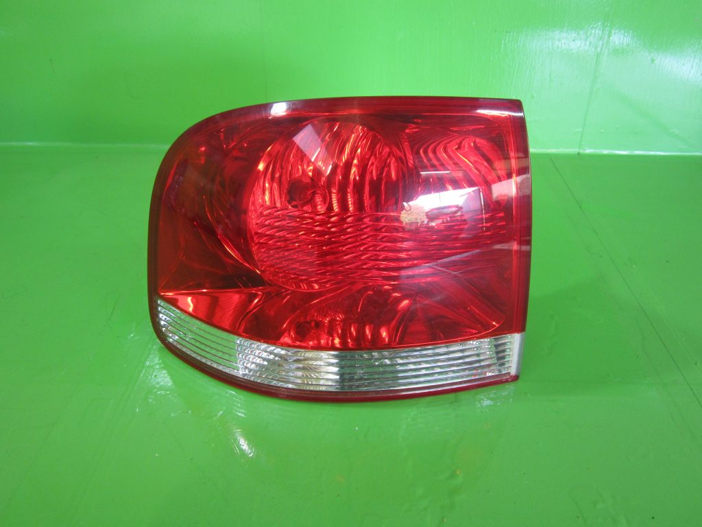 LAMPA / STOP STANGA VW TOUAREG 7L FAB. 2002 - 2010 ⭐⭐⭐⭐⭐
