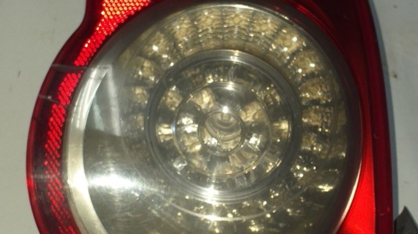 Lampa stop (tripla), pe aripa VW Passat B6, stanga