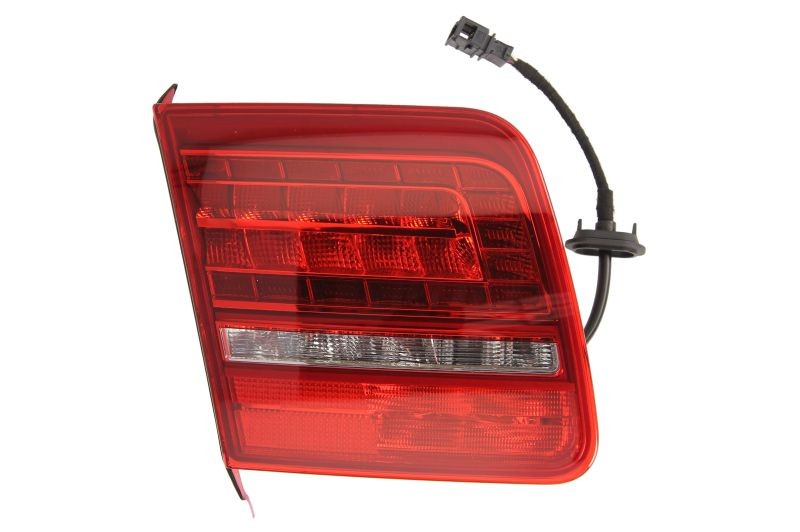 Lampa stop tripla spate AUDI A8 (4E2, 4E