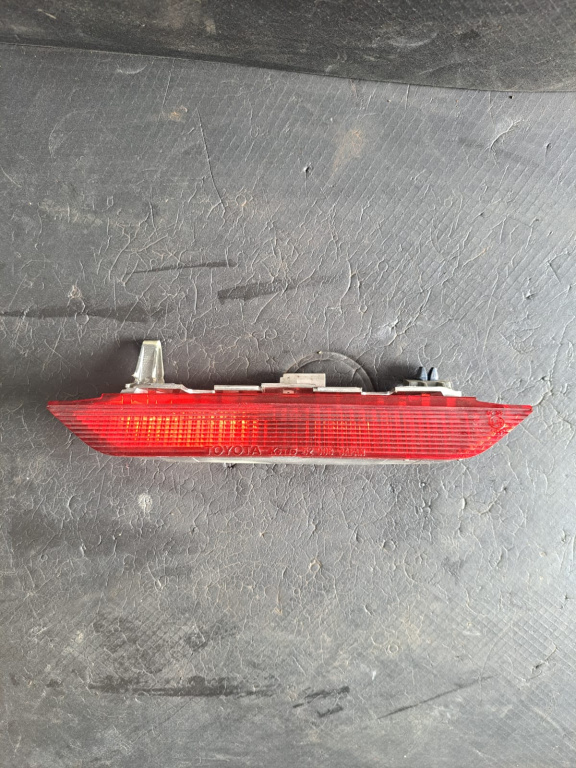Lampa suplimentara frana TOYOTA YARIS - COD KOITO52-008
