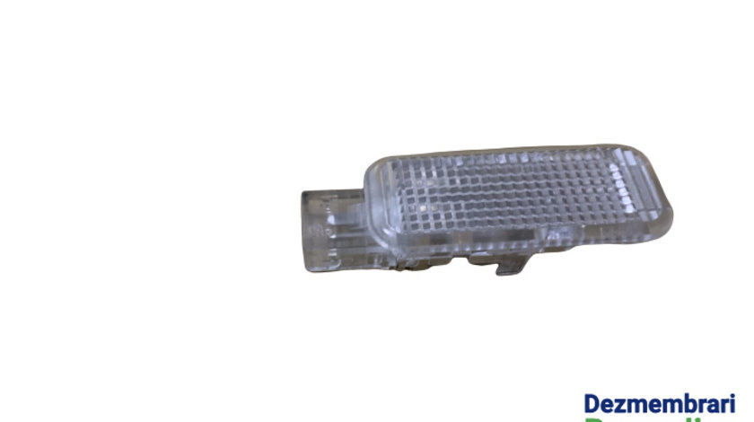 Lampa torpedou Audi A6 4F/C6 [2004 - 2008] Sedan 3.0 TDI tiptronic quattro (225 hp)