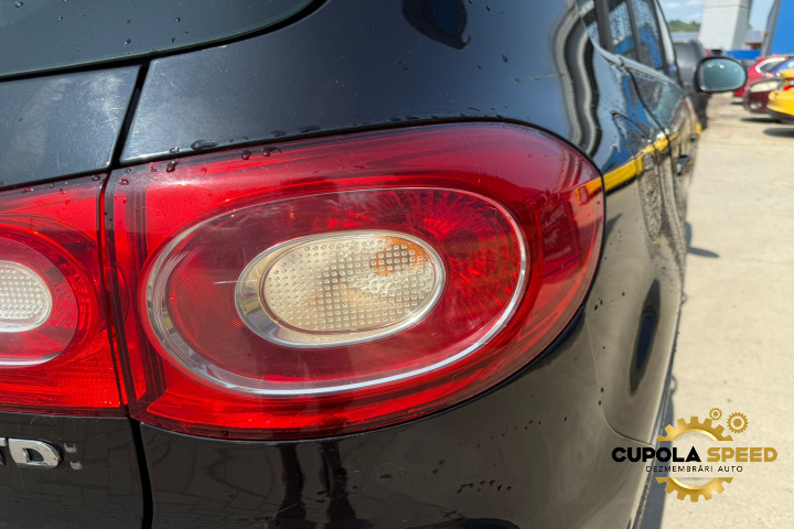 Lampa Tripla stop dreapta aripa Volkswagen VW Tiguan 5N [2007 - 2011] 2.0TDI CBAB