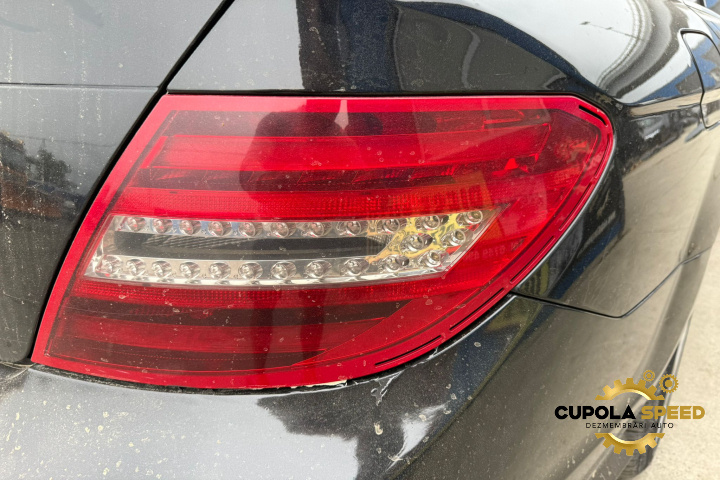 Lampa Tripla stop dreapta LED Mercedes-Benz C-Class W204/S204/C204 [facelift] [2011 - 2015]