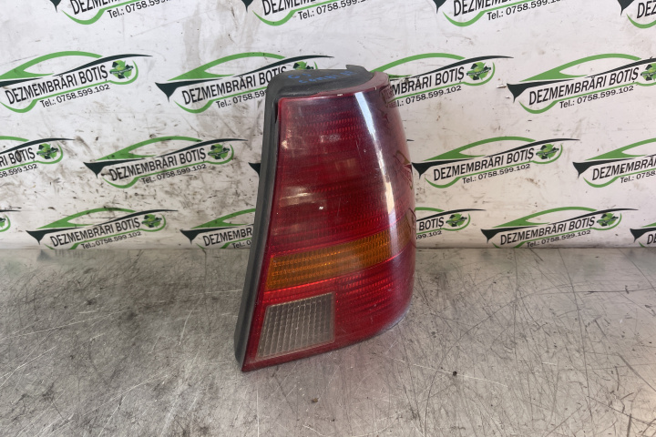 Lampa / Tripla stop dreapta pe aripa 38840748 / 38.840.748 Volkswagen VW Golf 4 [1997 - 2006] wagon 1.4 MT (75 hp)
