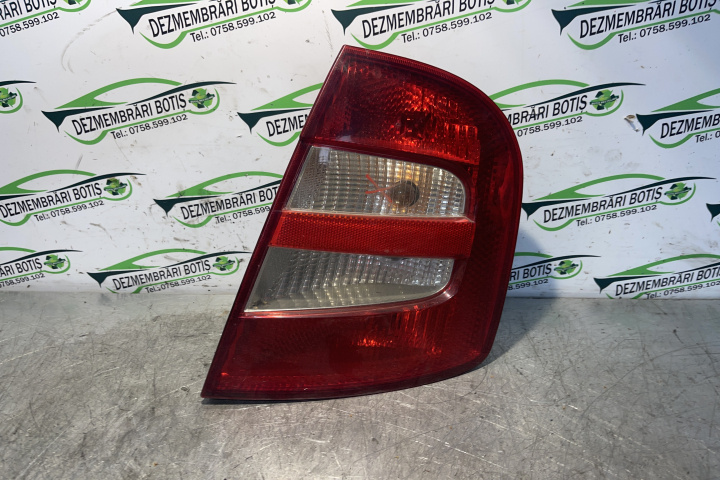 Lampa / Tripla stop dreapta pe aripa 6Y6945096B / 6Y6 945 096B Skoda Fabia 6Y [1999 - 2004] Combi wagon 5-usi 1.2 HTP MT (64 hp)