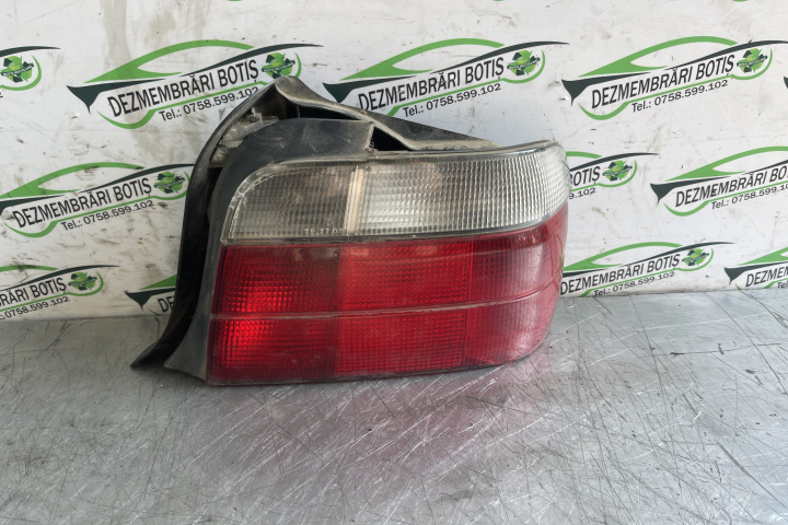 Lampa / Tripla stop dreapta pe aripa 9402925 / 9 402 925 BMW Seria 3 E36 [1990 - 2000] Sedan 316i MT (100 hp)