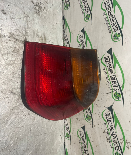 Lampa / Tripla stop dreapta pe aripa BMW Seria 3 E46 [1997 - 2003] Sedan 4-usi 316i MT (105 hp)