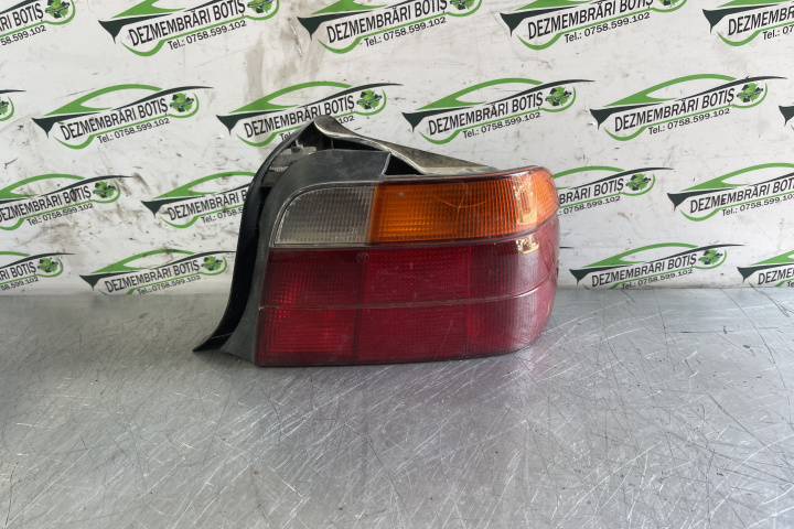 Lampa / Tripla stop dreapta pe aripa CU DEFECT 8353806 / 8 353 806 BMW Seria 3 E36 [1990 - 2000] Compact hatchback 316i MT (105 hp)