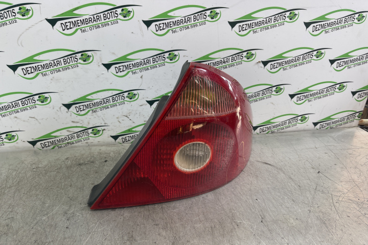 Lampa / Tripla stop dreapta pe aripa CU DEFECT 1S7113404A / 1S71-13404-A Ford Mondeo MK3 [2000 - 2003] Liftback 1.8 MT (110 hp)