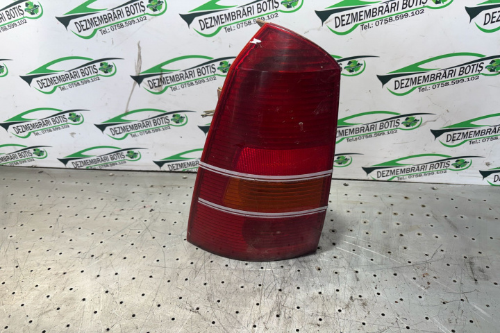 Lampa / Tripla stop dreapta pe aripa Ford Focus [1998 - 2004] wagon 5-usi 1.8 MT (116 hp)