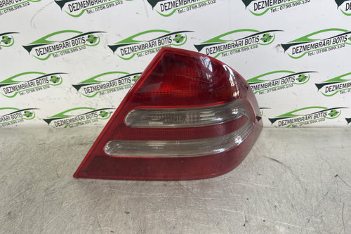 Lampa / Tripla stop dreapta pe aripa Mercedes-Benz C-Class W203 [2000 - 2004] Sedan 4 - usi C 180 AT...