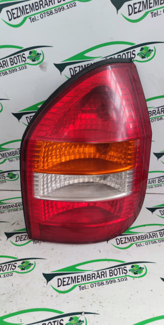 Lampa / Tripla stop dreapta pe aripa Opel Zafira A [1999 - 2003]