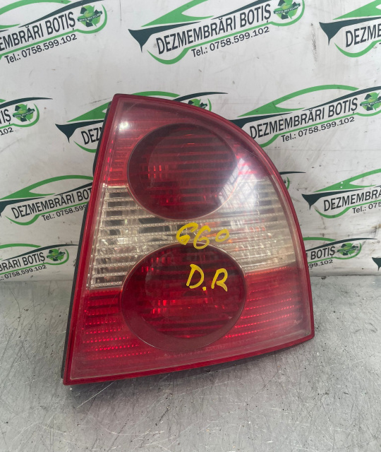 Lampa / Tripla stop dreapta pe aripa Volkswagen VW Passat B5.5 [facelift] [2000 - 2005] Sedan 1.6 MT (102 hp)