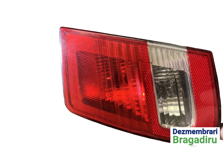 Lampa / Tripla stop dreapta pe capota portbagaj Cod: 12785766 Saab 9-3 2 [2002 - 2007] Sedan 2.0 MT (175 hp) (YS3F) Vector