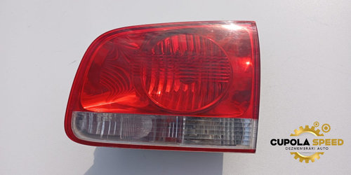 Lampa / Tripla stop dreapta pe haion 7l6945094h Volkswagen VW Touareg generatia 1 7L [2002 - 2007]