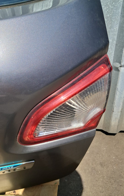 Lampa / Tripla stop dreapta pe haion Nissan Qashqai J10 [facelift] [2010 - 2014] +2 crossover 5-usi 1.5 dCi MT (110 hp)