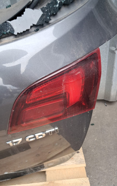 Lampa / Tripla stop dreapta pe haion Opel Astra J [2009 - 2012] Sports Tourer wagon 1.7 CDTI MT (110 hp)