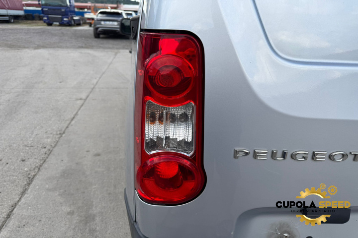 Lampa / Tripla stop stanga Citroen Berlingo 2 [facelift] [2012 - 2015]
