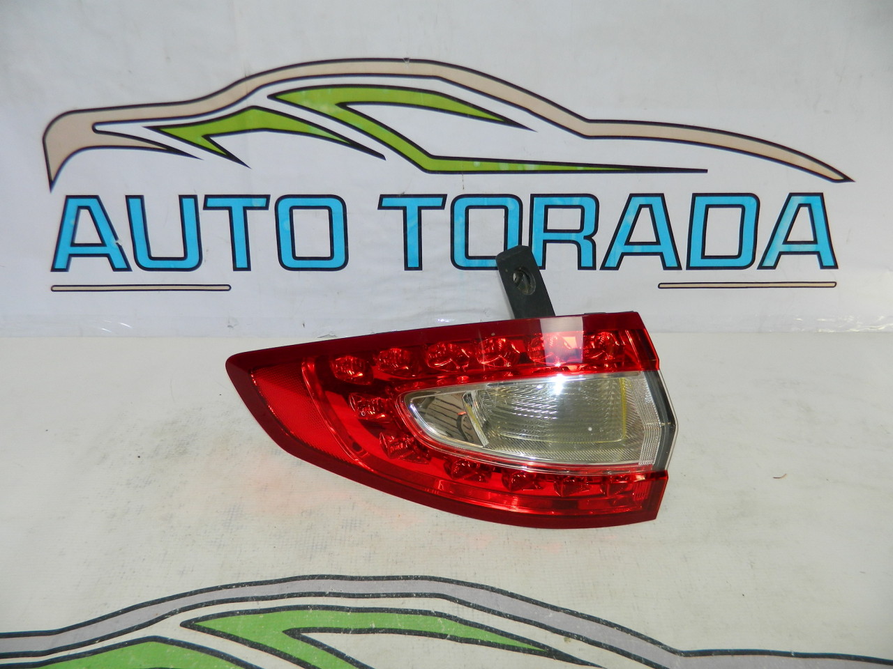 Lampa / Tripla stop stanga Ford Mondeo MK5 Combi, Break model 2014 - 2020 cod DS73-13405-CH