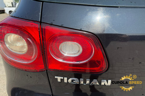 Lampa Tripla stop stanga haion Volkswagen VW Tiguan 5N [2007 - 2011] 2.0TDI CBAB